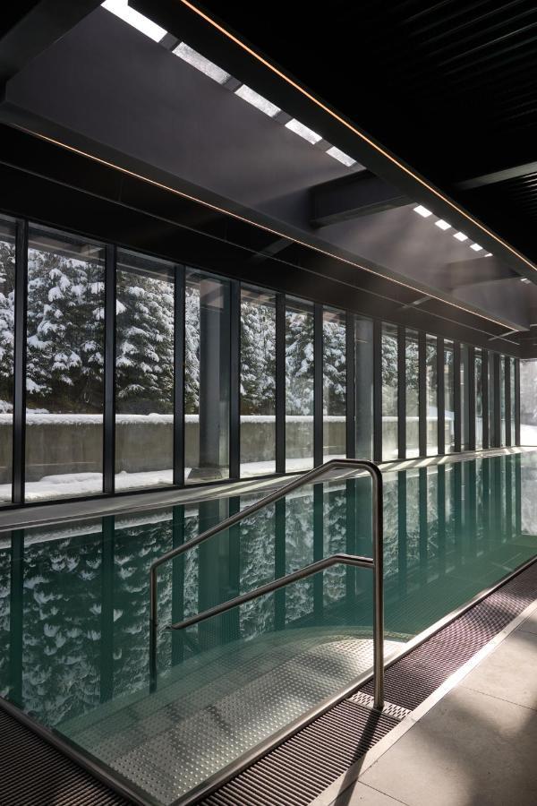 Hotel Pestera Wellness & Spa Moroeni Esterno foto